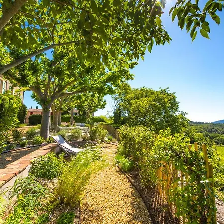Location Prestige 450 M2 Dans Chateau En Provence Vakantiehuis